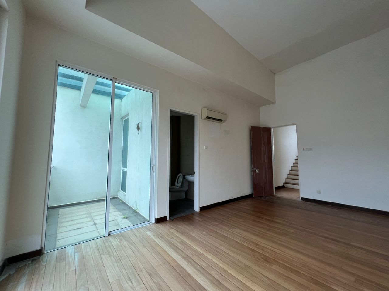 Skyville Semi D 2nhalf storey - photo 8