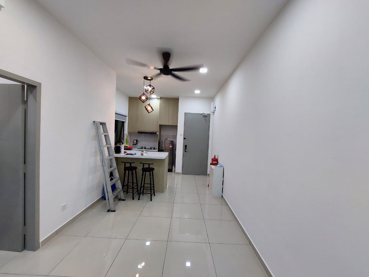 B11 Parkland 1R1B 550sf - photo 2