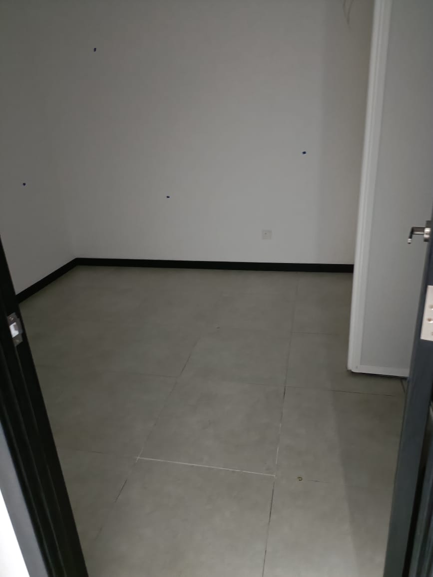 Neu Suites 2R2B 430sf above 400k - photo 6