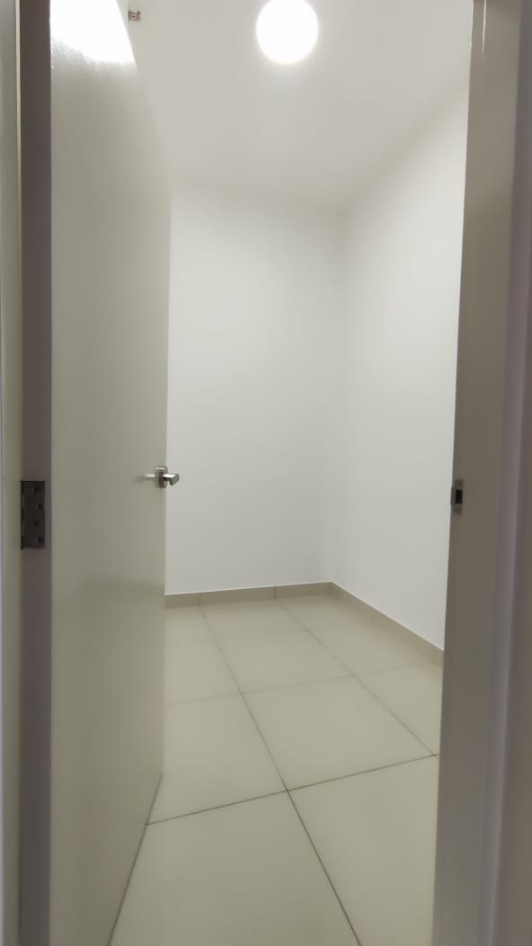 Setia City 2plus1 bed 2 bath 985sf PF 2300 - photo 6