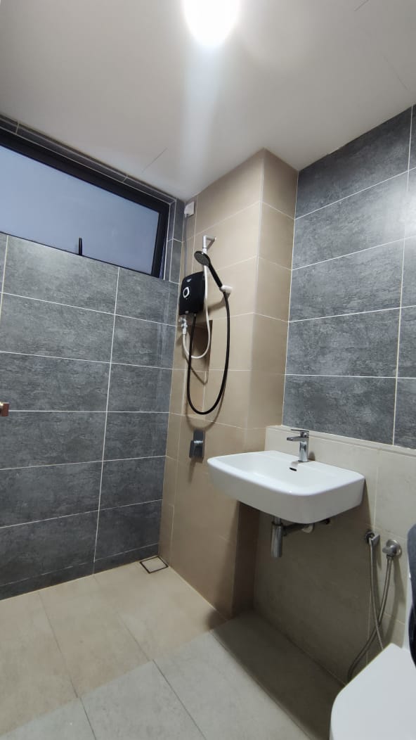 Setia City 2plus1 bed 2 bath 985sf PF 2300 - photo 8