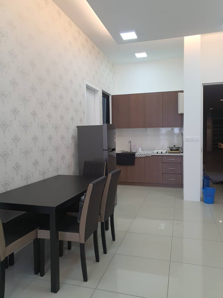 Le Pavilion 990sf 3R2B - photo 2