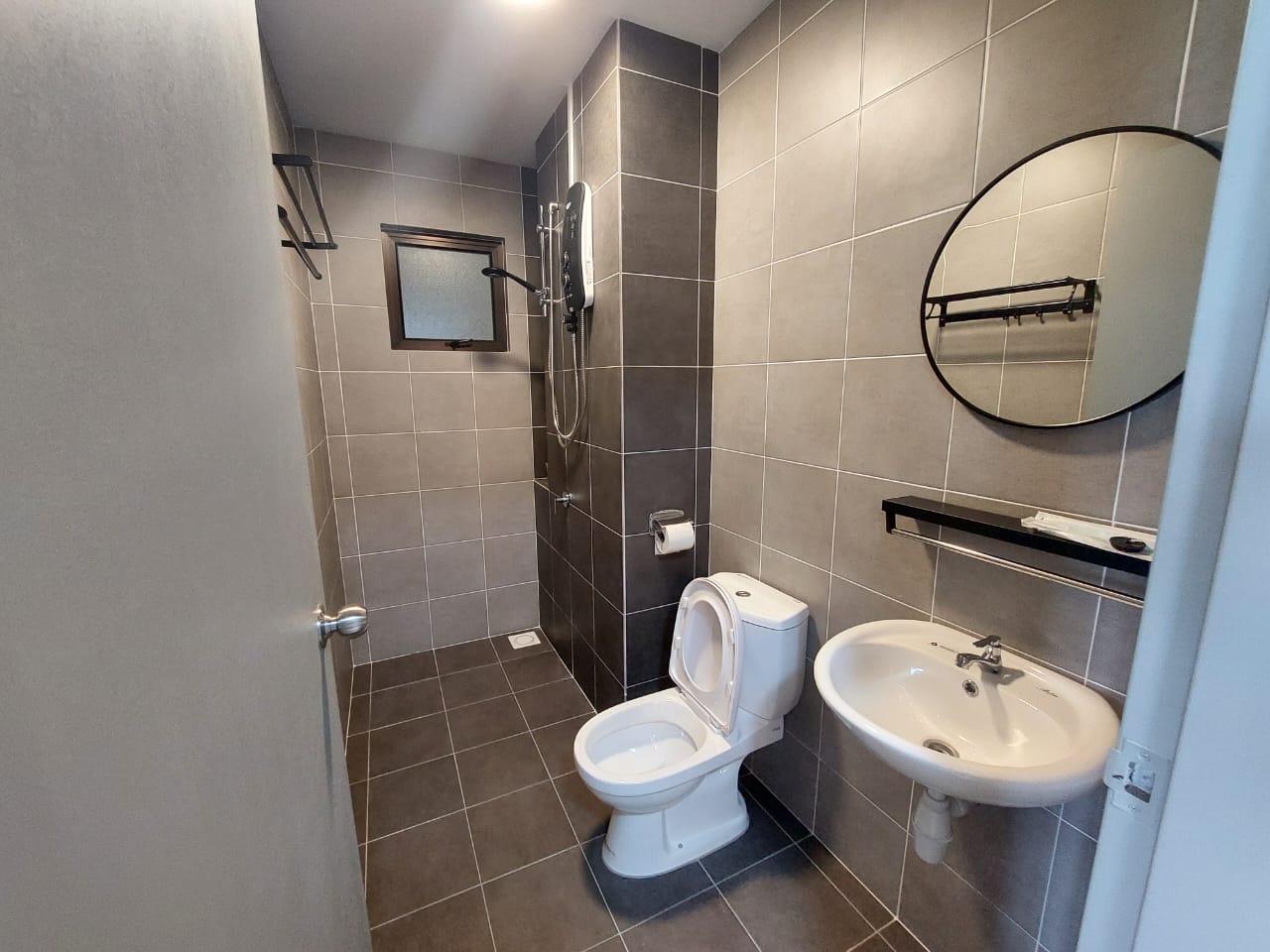 Netizen Cheras 2R2B 969sf FF - photo 9
