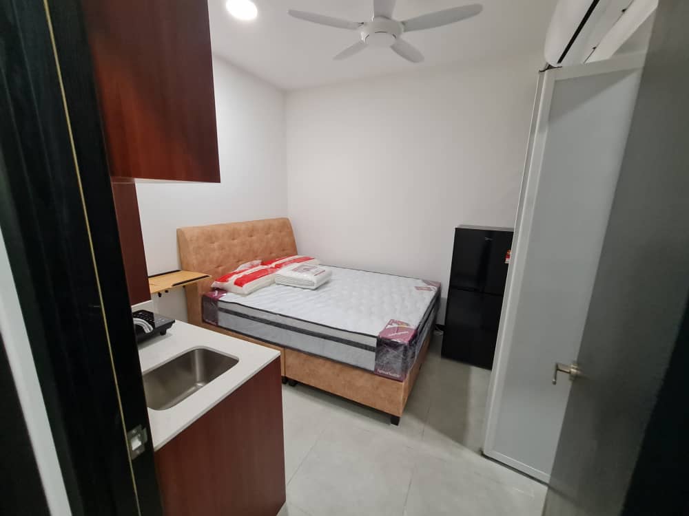 Neu Suites 2R2B 430sf 1800 - photo 10