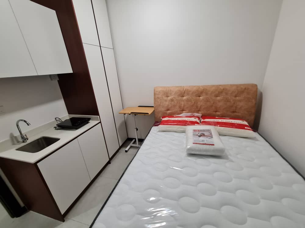 Neu Suites 2R2B 430sf 1800 - photo 12
