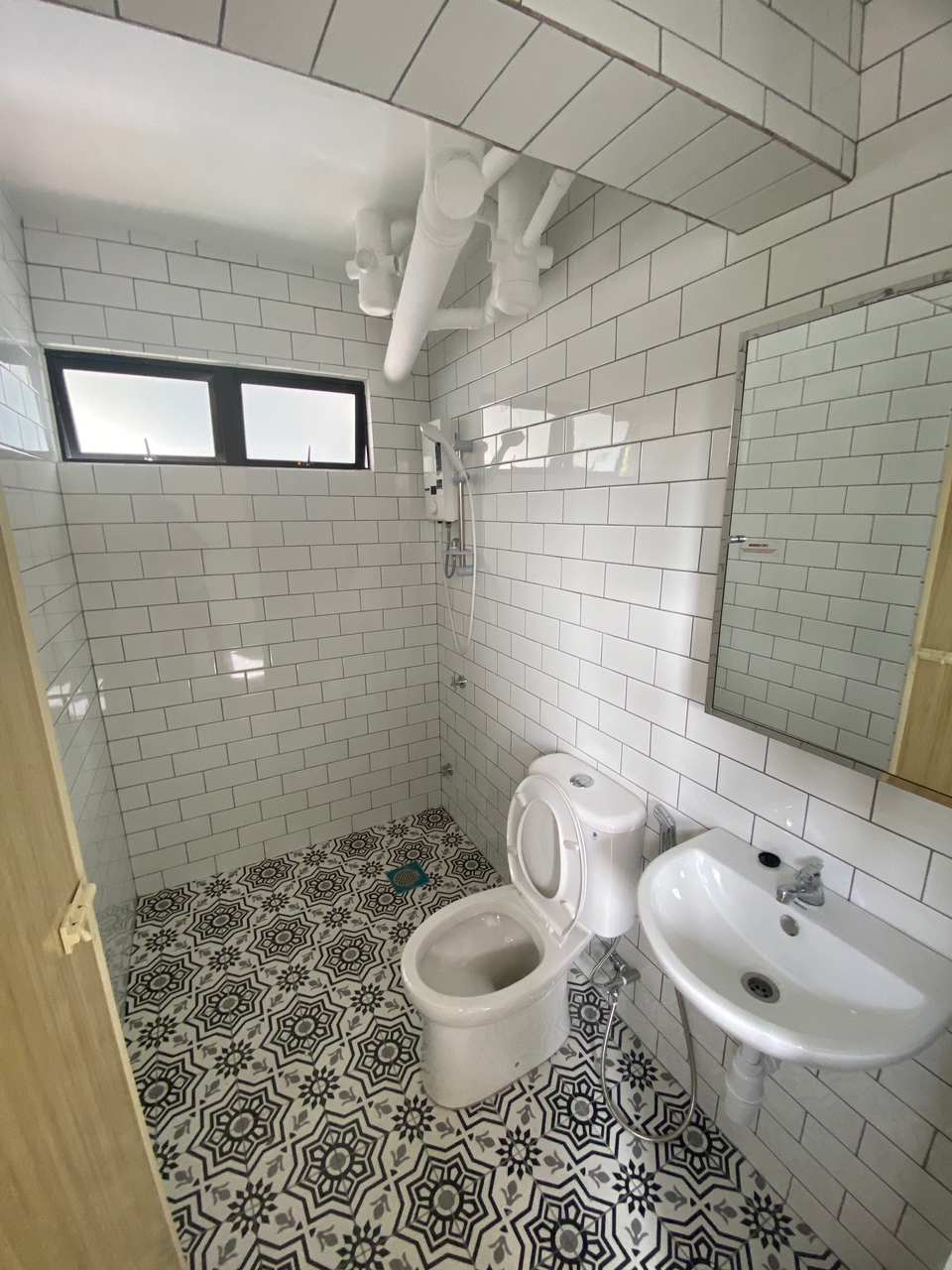 Fortuna Court Condo, Freehold OUG - photo 5