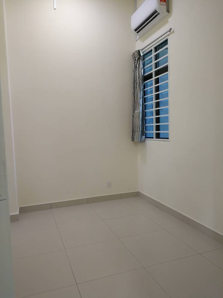 Glomac Lakeside Residence - photo 5