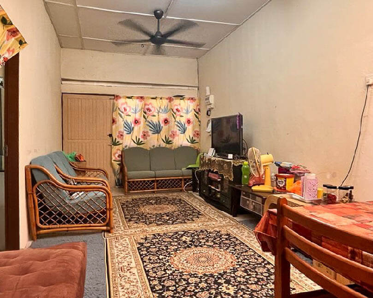 Rumah setingkat di Taman Mas Chepor untuk dijual - photo 4