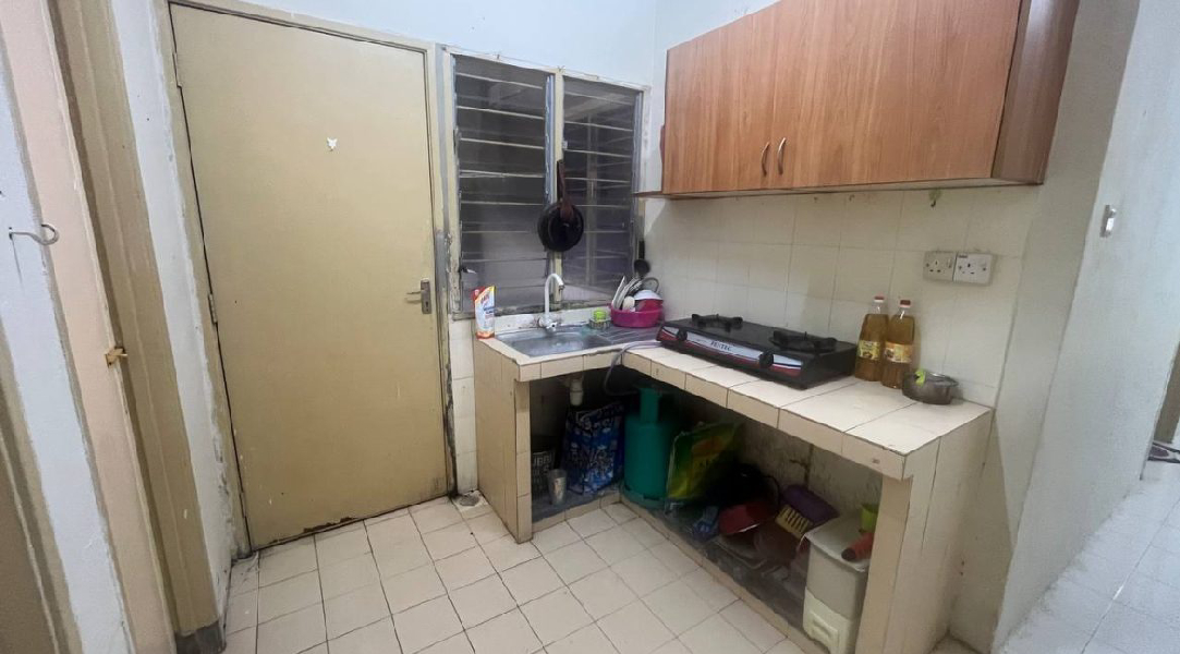 TERES CORNER KLEBANG PUTRA CHEMOR IPOH UNTUK DIJUAL - photo 3