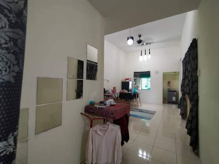 Rumah Teres Setingkat untuk dijual di Lakeville Seri Iskandar - photo 4