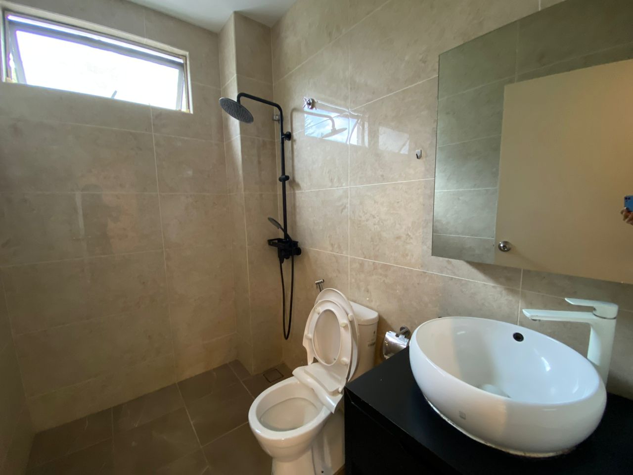 Emery Kensahe Three Storey Semi Detached House - photo 2