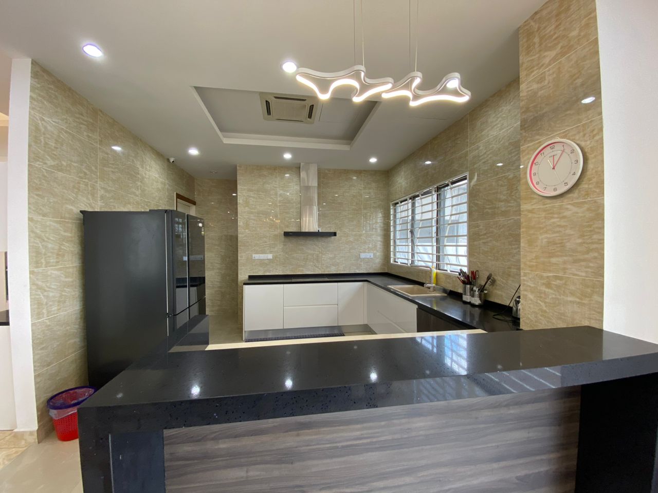 Emery Kensahe Three Storey Semi Detached House - photo 4