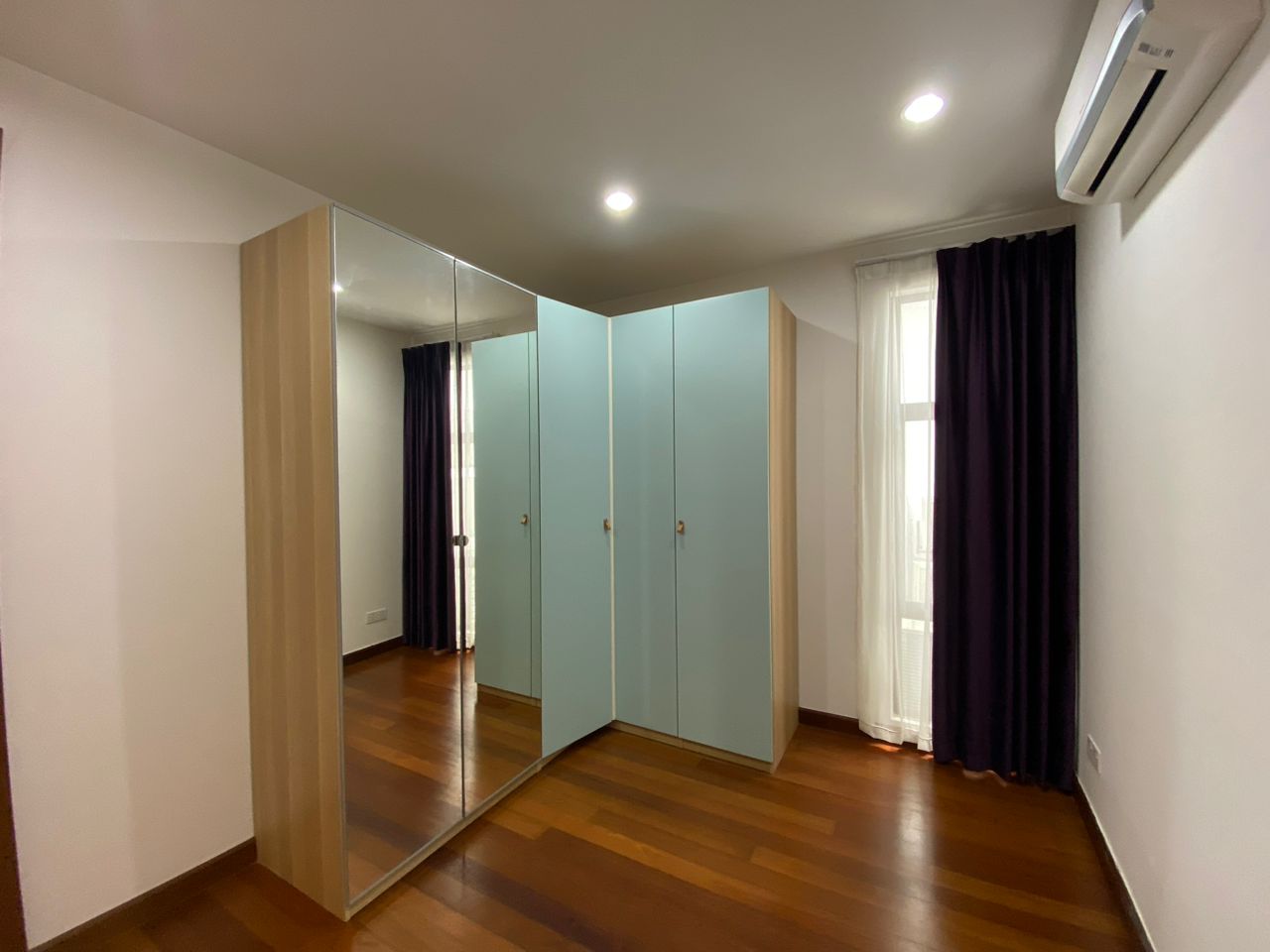 Emery Kensahe Three Storey Semi Detached House - photo 8