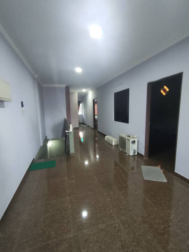 Taman Petaling Double Storey House - photo 11