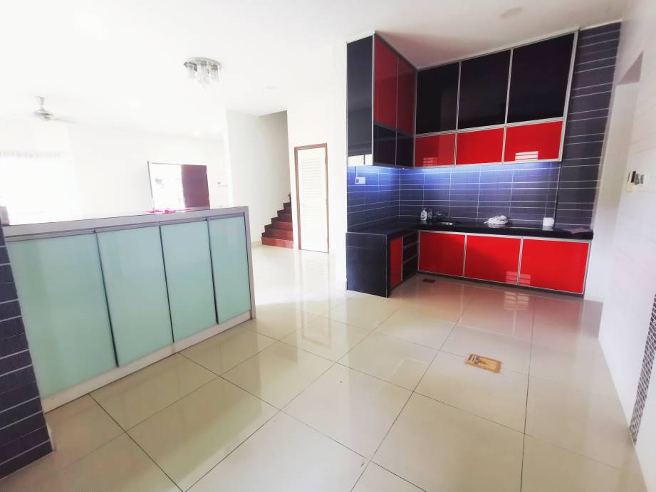 Seri Aman Height Three Storey Semi D 138 - photo 2