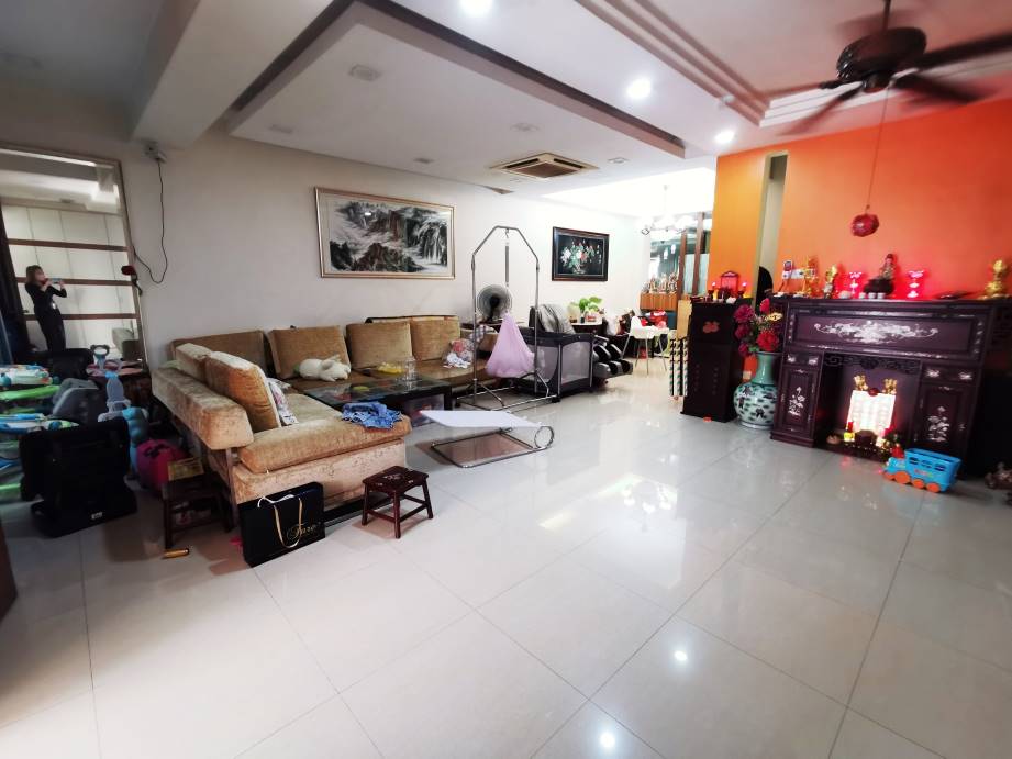 Taman Tasik Indah Three Storey For Sale - photo 2