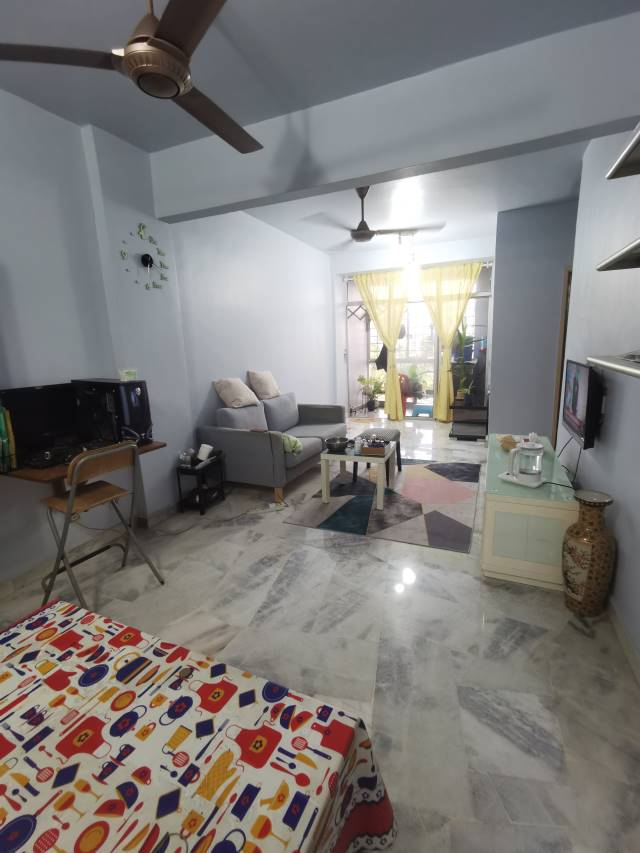 Greenview Apartment - photo 2