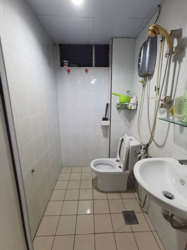 Greenview Apartment - photo 8
