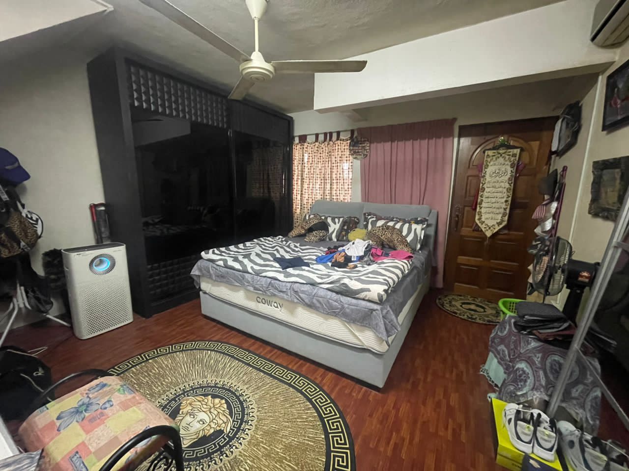Taman Daya Two And Half Storey House - photo 2