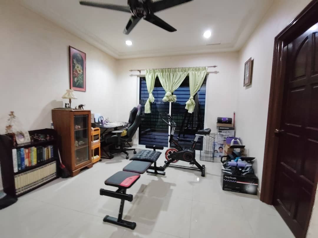 Seri Aman Heights Three Storey Semi D indian - photo 3