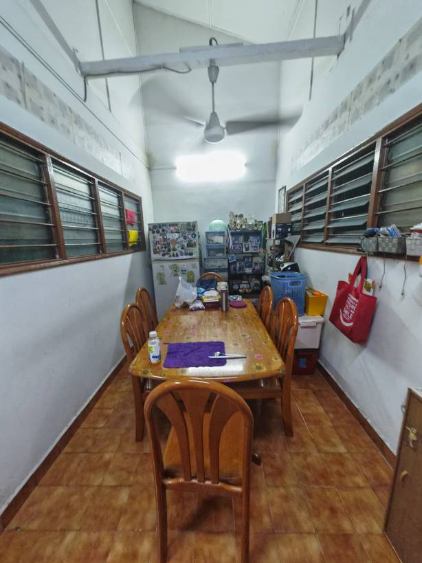 Kepong Baru One Storey House 76 - photo 4