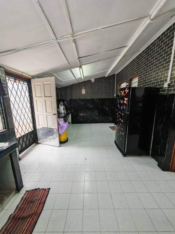 Taman Bukit Maluri One And Half Storey - photo 2