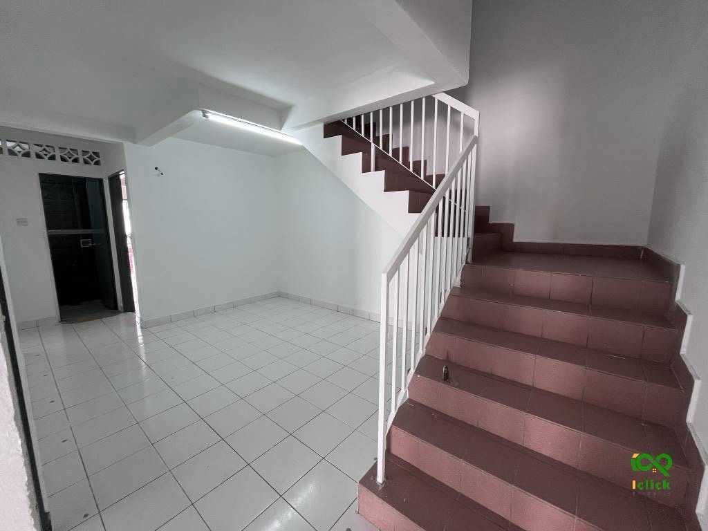 Taman Tan Yew Lai Double Storey Corner 12 - photo 2