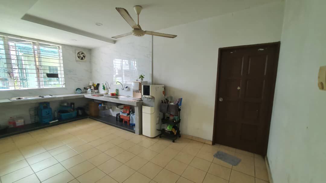 Sri Petaling  2sty Corner House - photo 2