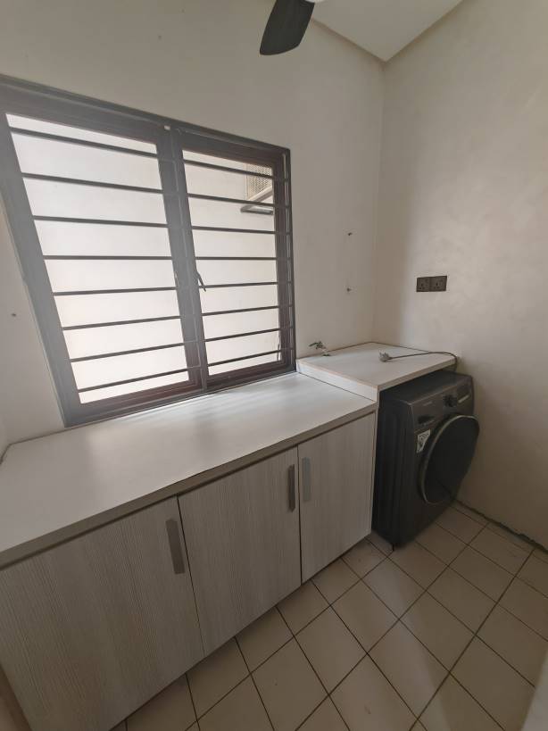 Sunway Spk Two And Half Storey  House  235 - photo 4