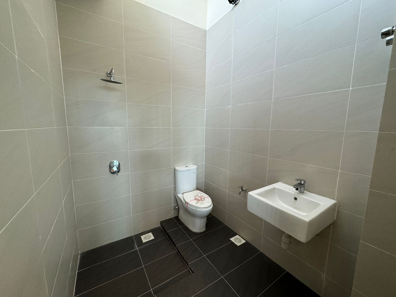 Brand new unit - photo 11