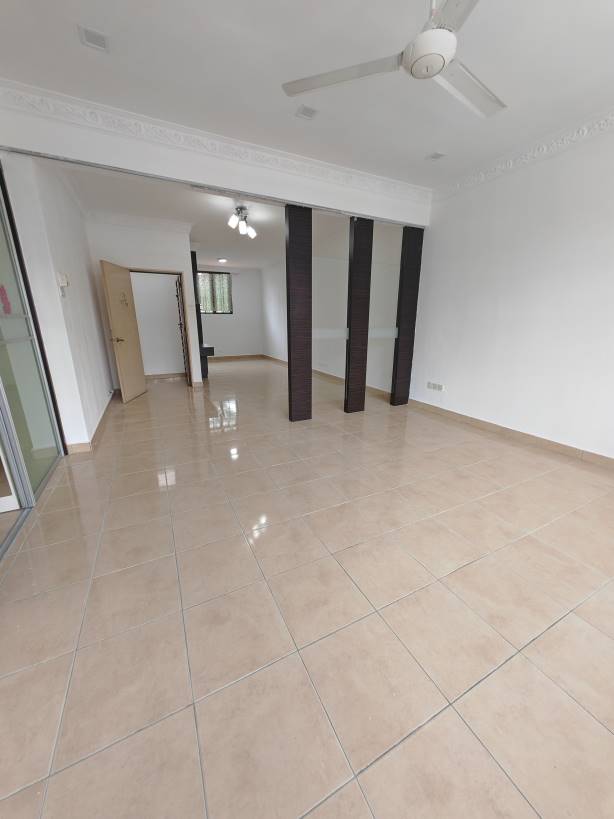 Laman Rimbunan Three Storey House 148 - photo 6