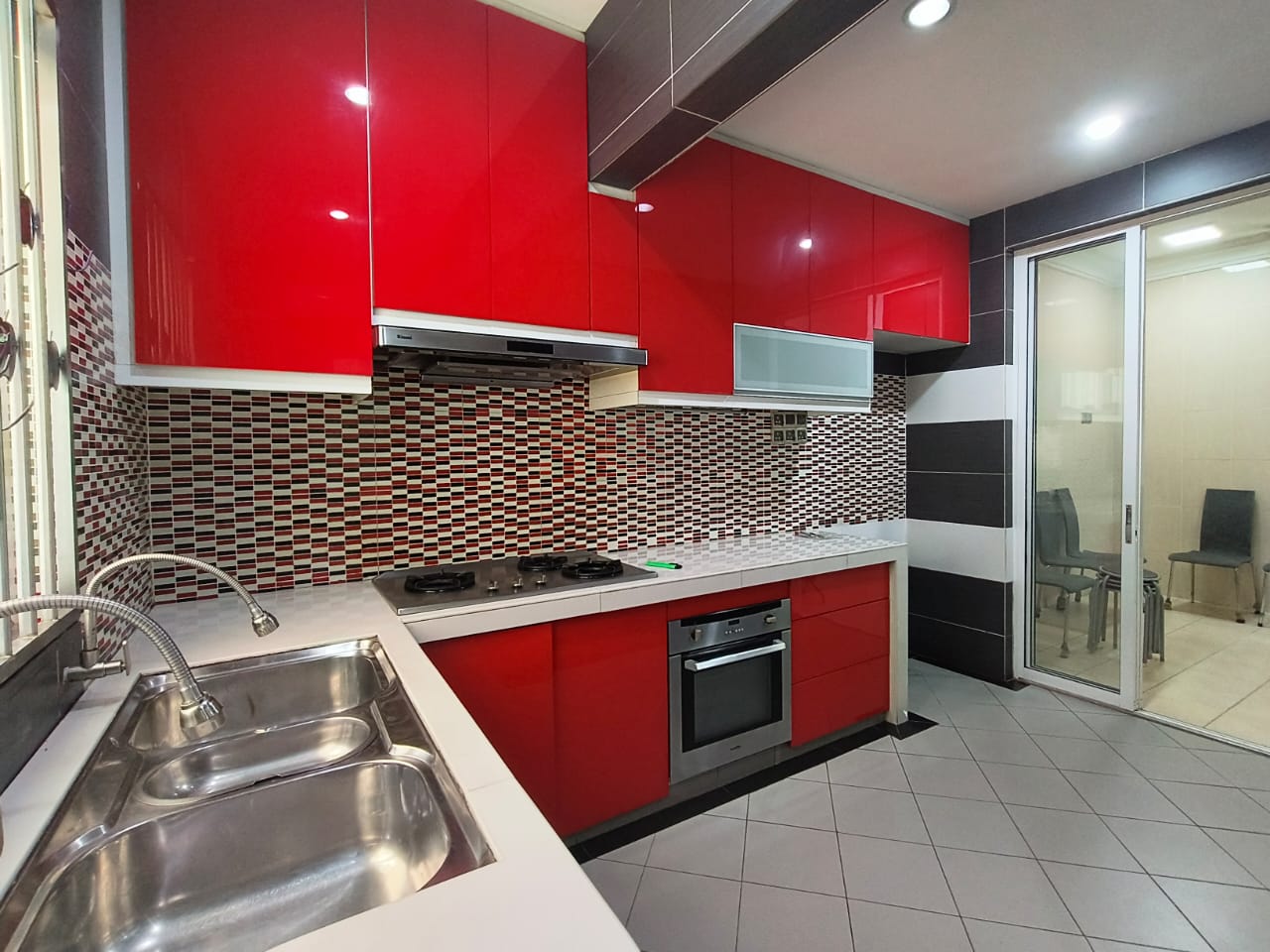 Laman Rimbunan Two And Half Storey K128 - photo 2