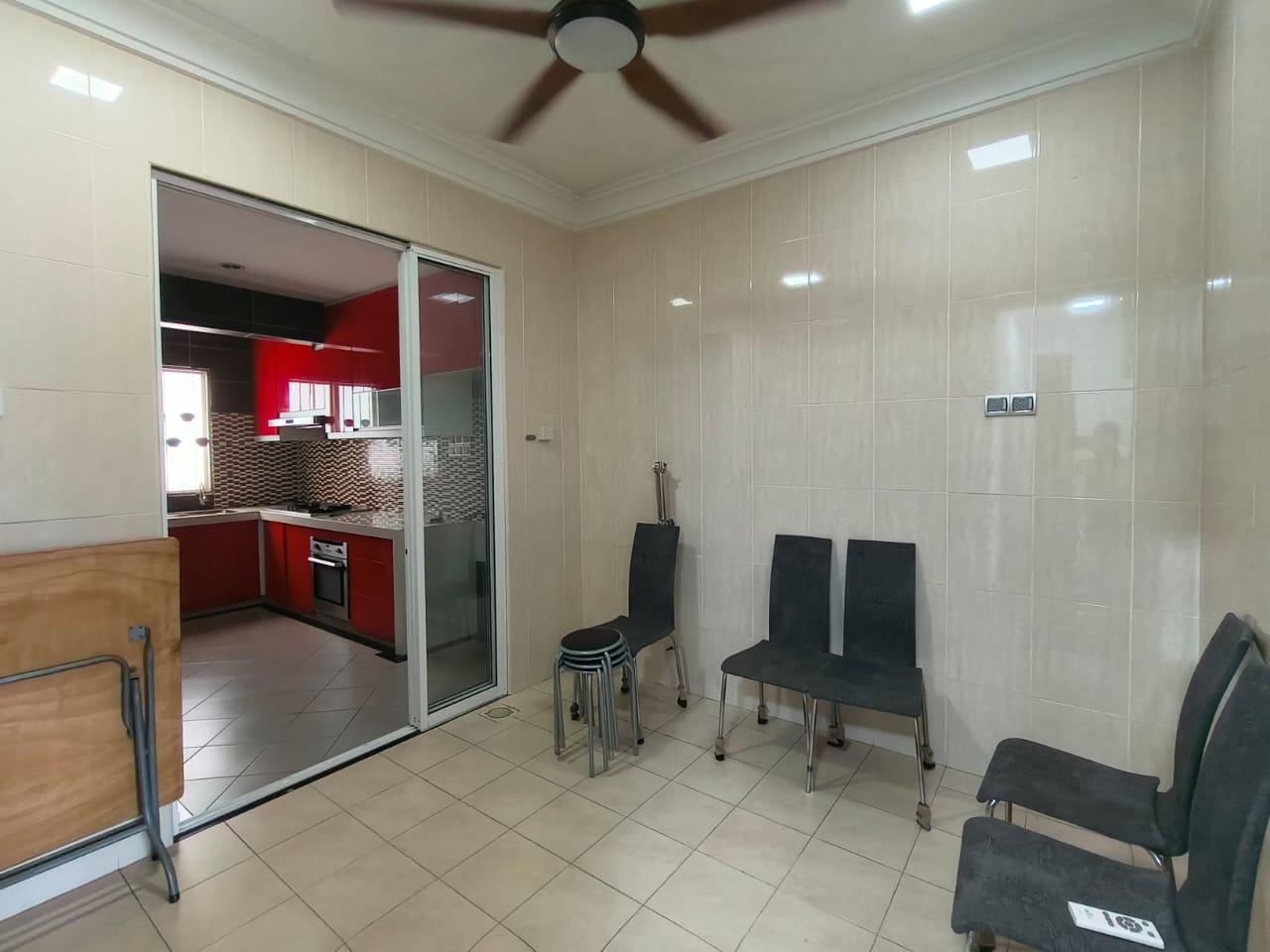 Laman Rimbunan Two And Half Storey K128 - photo 4