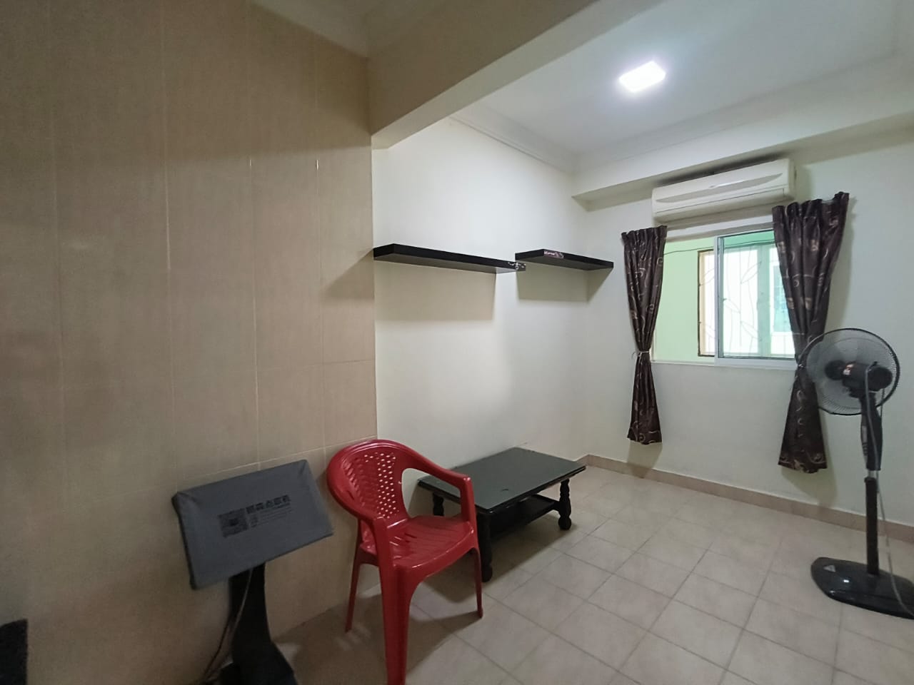 Laman Rimbunan Two And Half Storey K128 - photo 6