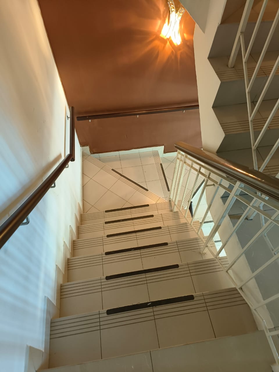 Laman Rimbunan Two And Half Storey K128 - photo 12