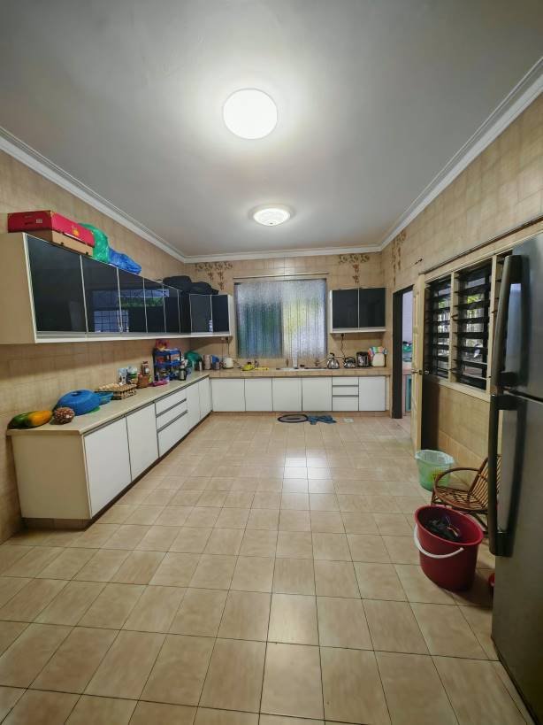 Taman Petaling 2sty Bungalow 45 - photo 3