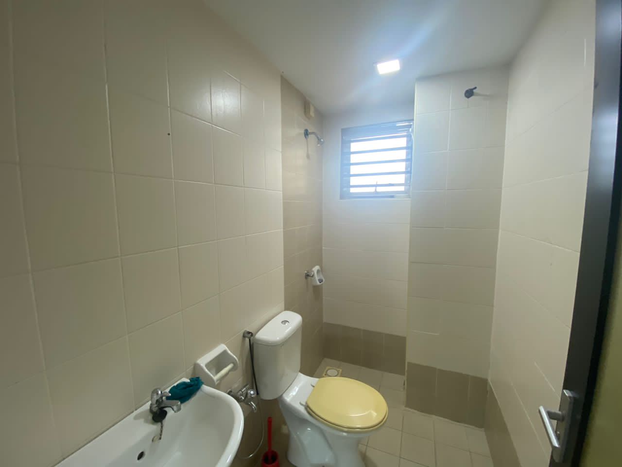 Laman Rimbunan Two And Half Storey 135T - photo 7