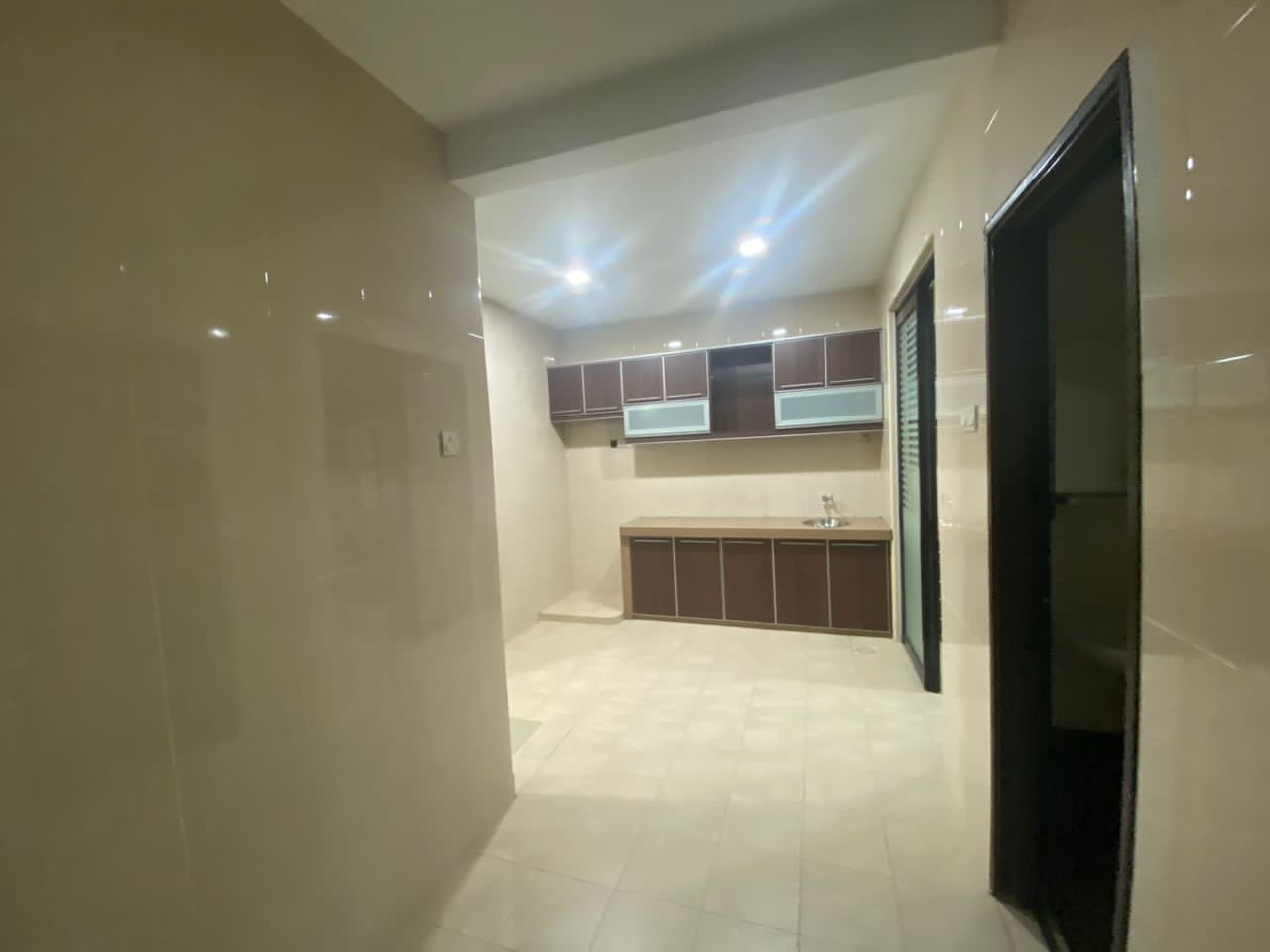 Laman Rimbunan Two And Half Storey 135T - photo 13