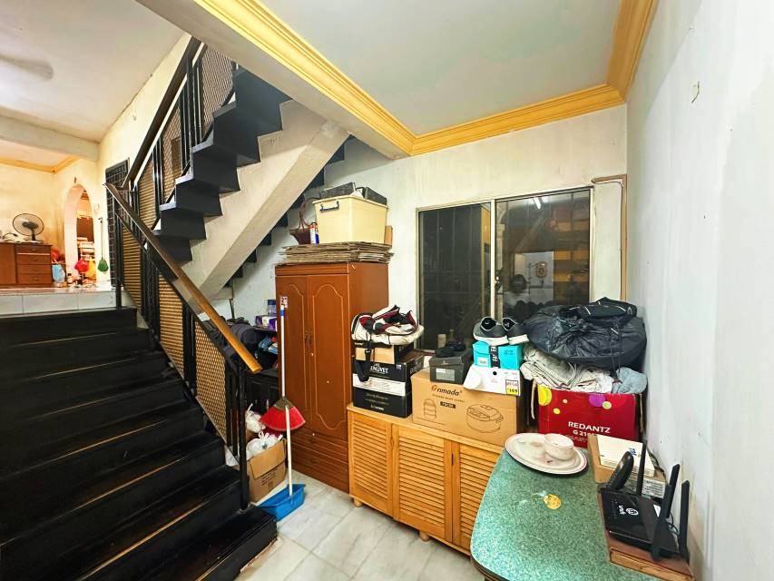 Taman Bukit Maluri One And Half Sty Corner lot 148 - photo 3