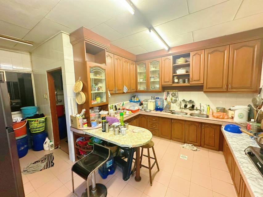 Taman Bukit Maluri One And Half Sty Corner lot 148 - photo 5