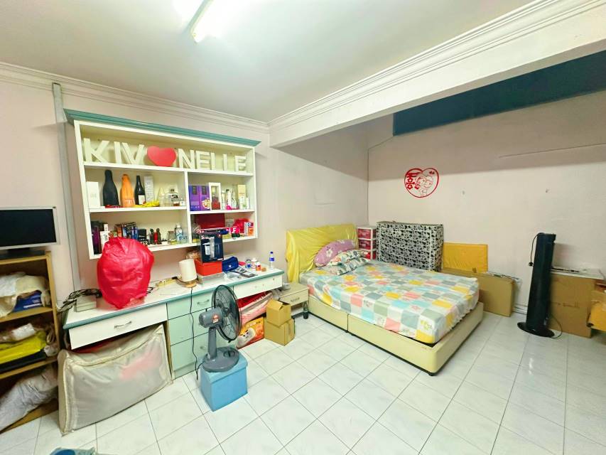 Taman Bukit Maluri One And Half Sty Corner lot 148 - photo 7