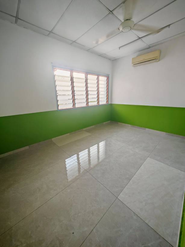 Taman Kepong Bungalow 24 - photo 7