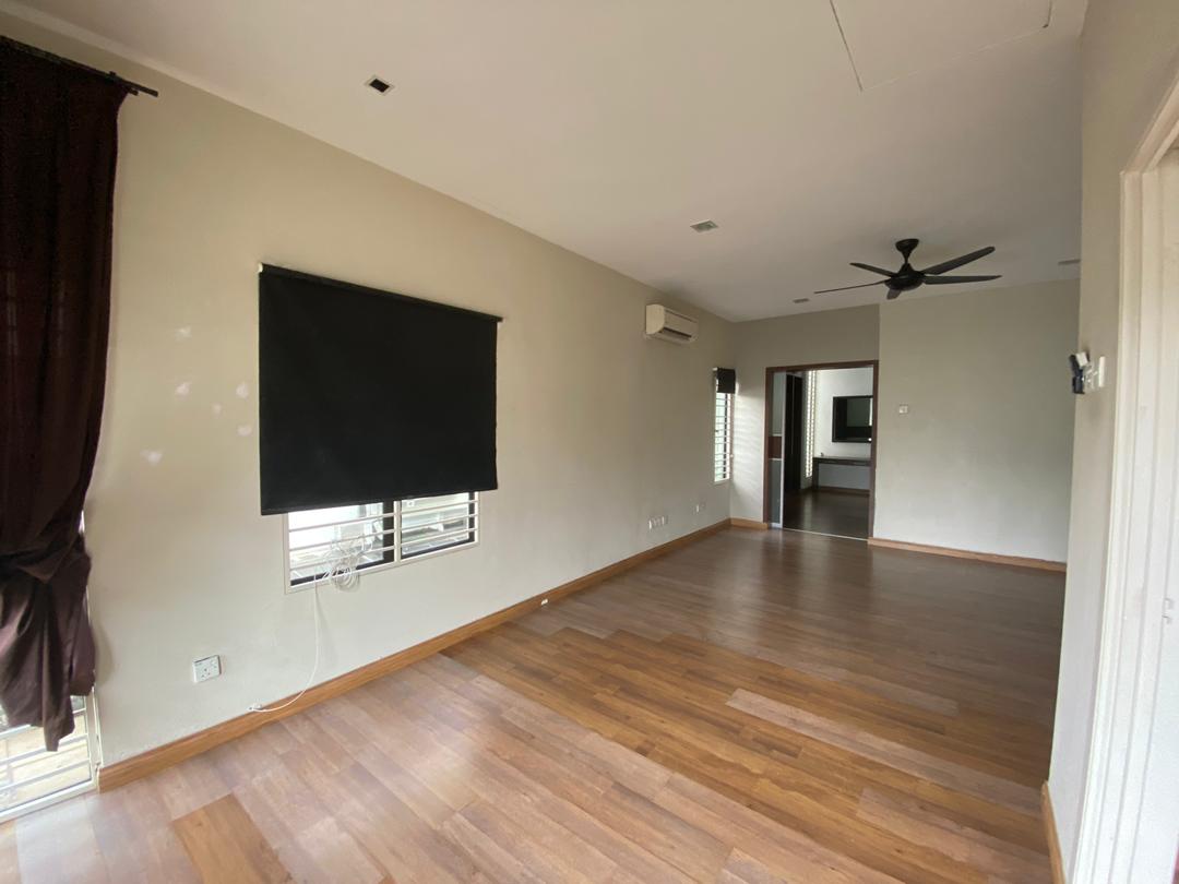 Laman Residen 149 - photo 2