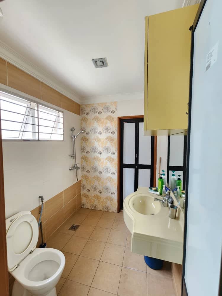 Laman Rimbunan Three Storey 155 - photo 7