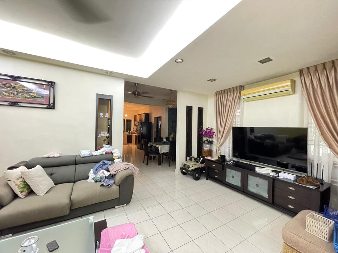 Taman Megah Two And Half Storey End Lot House 145
