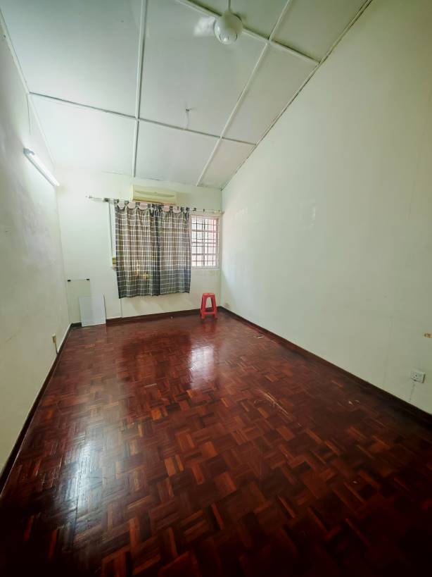 Taman Rainbow Double Storey House For Sale 138 - photo 3