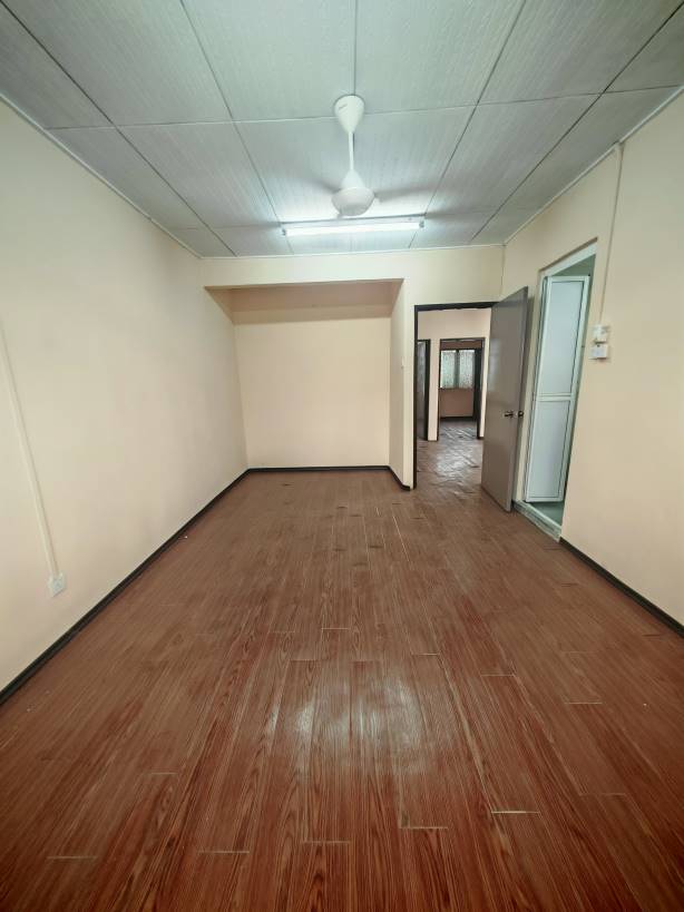 Bandar Menjalara 2sty end lot 135 - photo 4