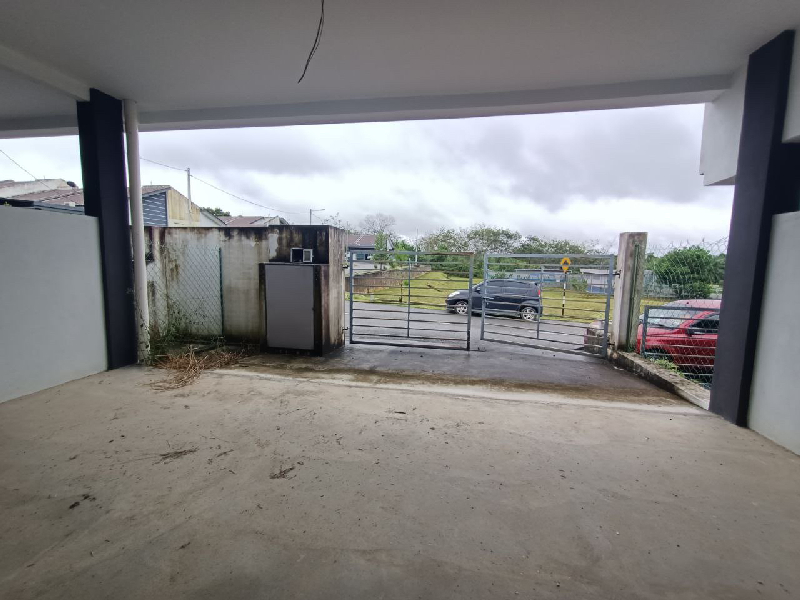 Teres Setingkat Taman Pulai Sejahtera - photo 3