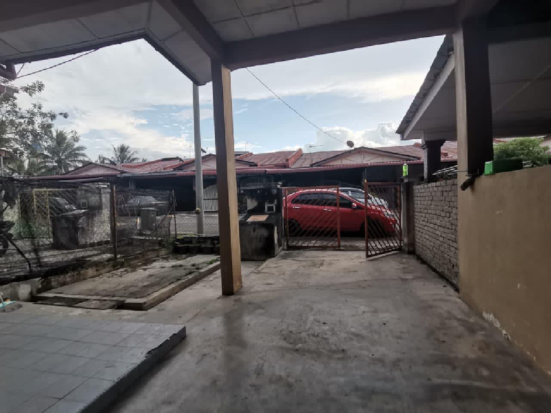 Teres Setingkat Taman Tualang Indah