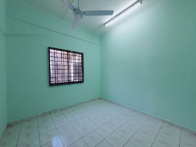 SEMI-D SERI MAHKOTA TAMAN SERIKU KUANTAN - photo 7